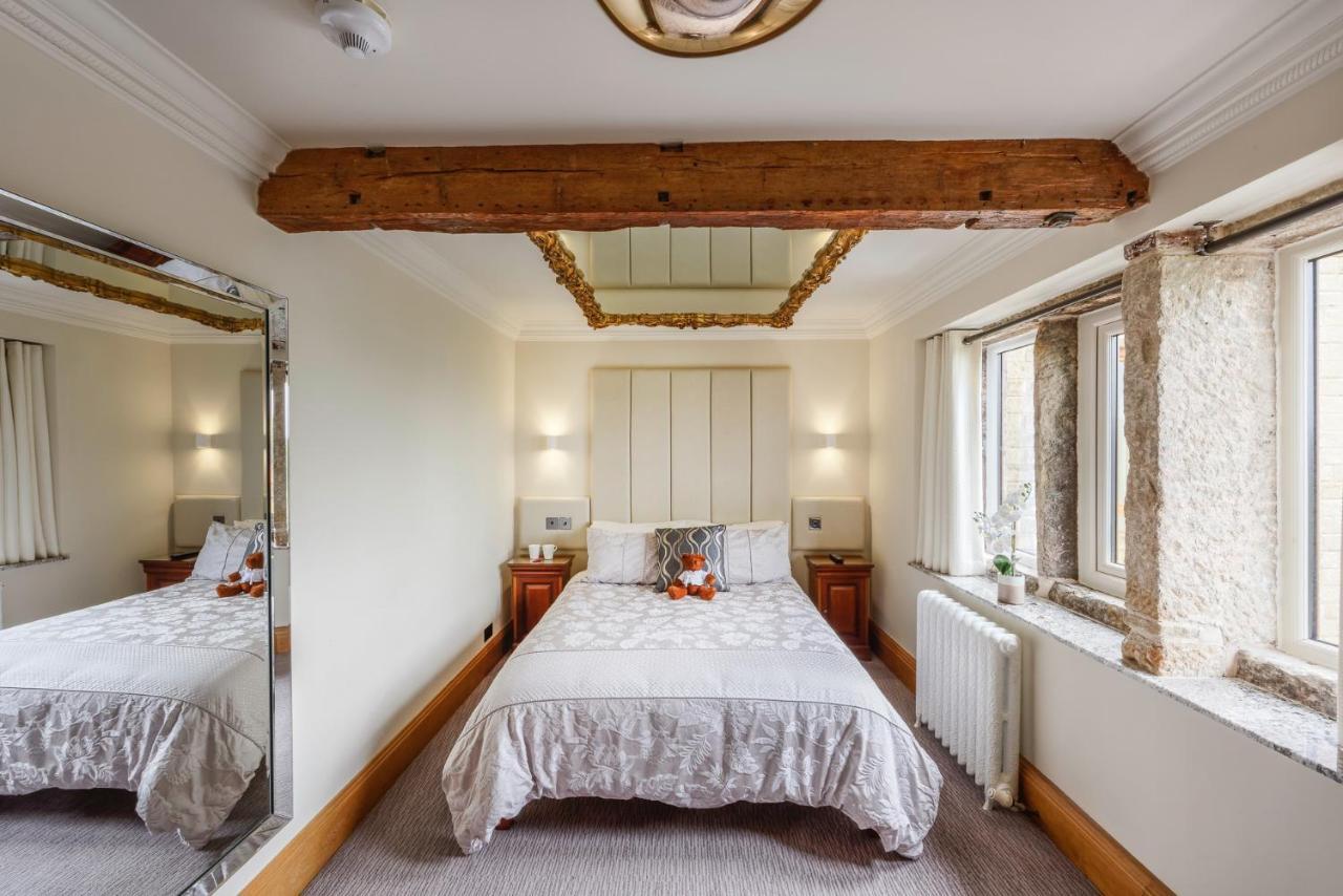 The Saddleworth Hotel Diggle Bagian luar foto